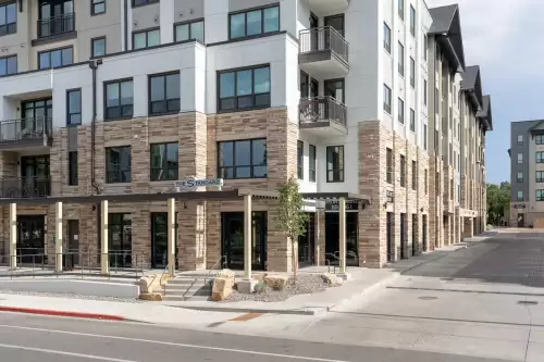 S Bed The Standard at Fort Collins 11