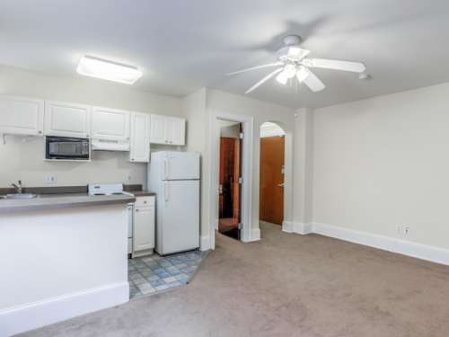 S Bed Campus Apartments - Walnut Hill Apartments 3