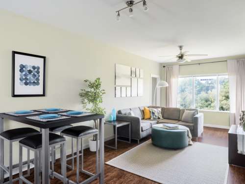 S Bed Vie Lofts at San Marcos 10