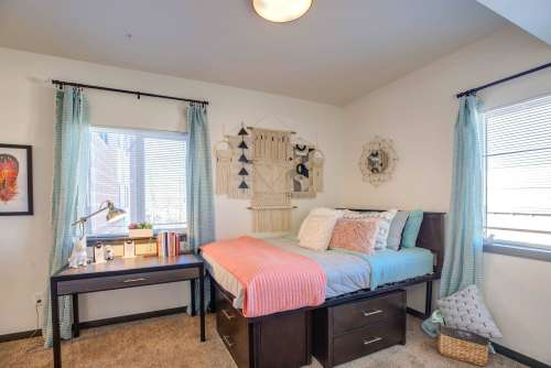 S Bed Union on Alley 11