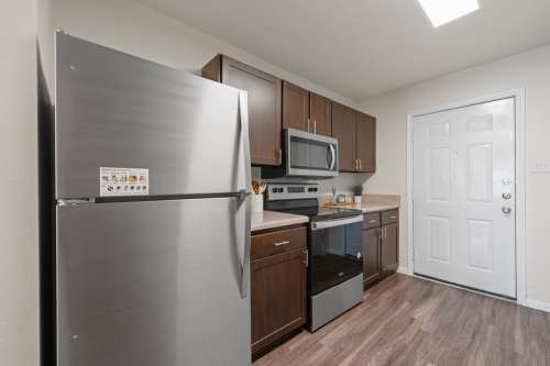 S Bed Leah Avenue Student Townhomes 6