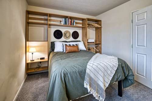 S Bed 48 West Apartments 33
