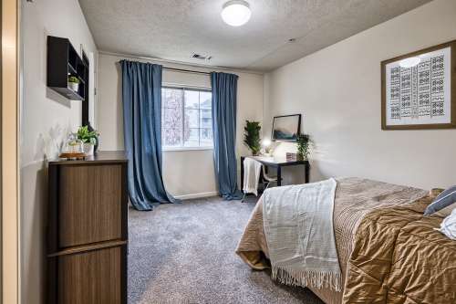 S Bed 48 West Apartments 25
