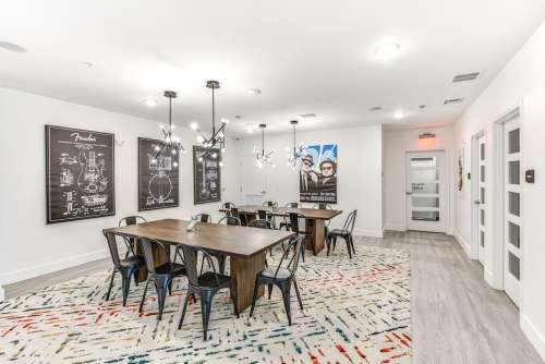 S Bed Park Place Tempe 14