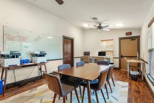 S Bed Campus Lodge 13