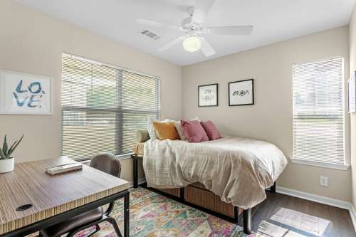 S Bed Campus Lodge 28