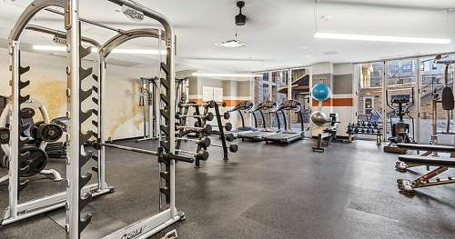 S Bed Stadium Apartments:  Off-Campus Student Housing 13