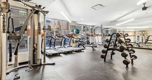 S Bed Stadium Apartments:  Off-Campus Student Housing 14