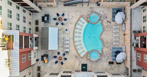 S Bed Stadium Apartments:  Off-Campus Student Housing 22