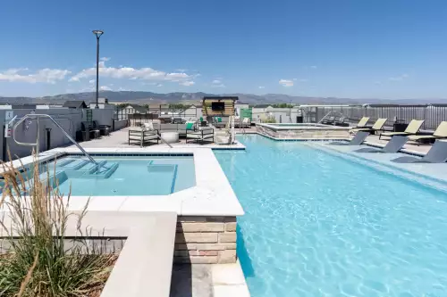 S Bed The Standard at Fort Collins 76