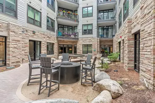 S Bed The Standard at Fort Collins 22