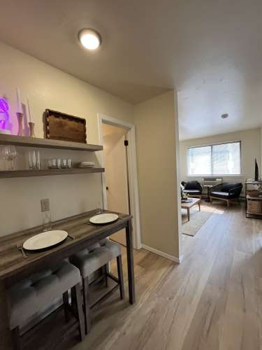 S Bed Courtside Apartments 7