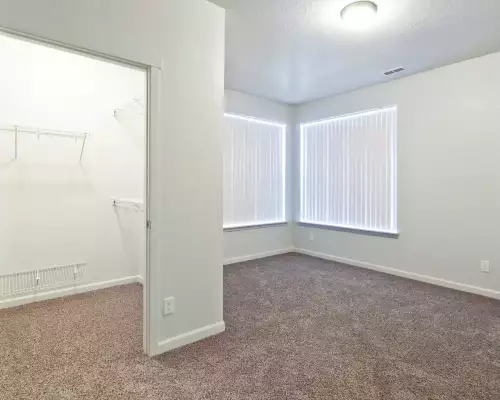 S Bed Riverview Lofts 17