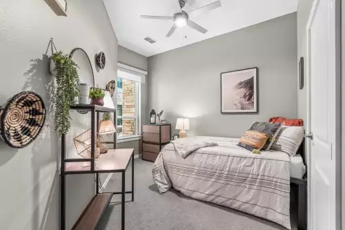 S Bed The Standard at Fort Collins 5