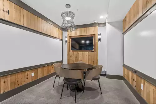 S Bed The Standard at Fort Collins 41