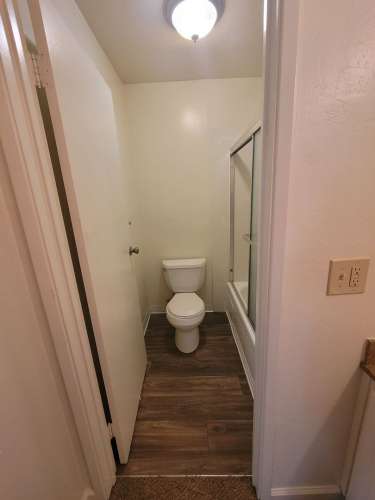 S Bed Stonegate Village Apartments 196
