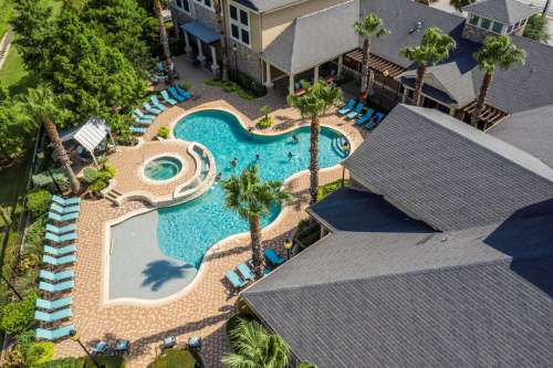 S Bed Las Brisas Apartment Homes 0