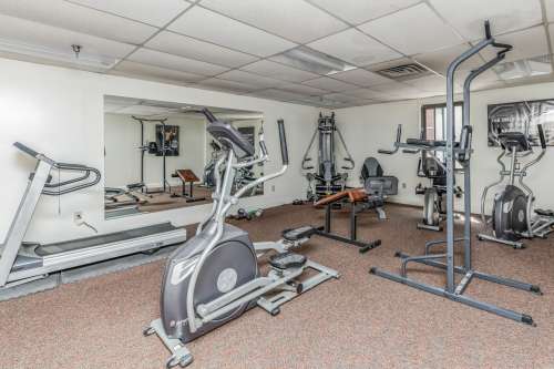 S Bed Highland Plaza Apartments 3