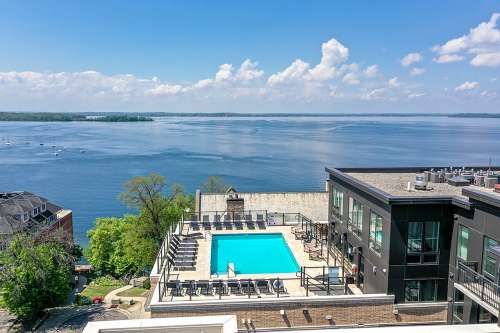 S Bed Waterfront 15