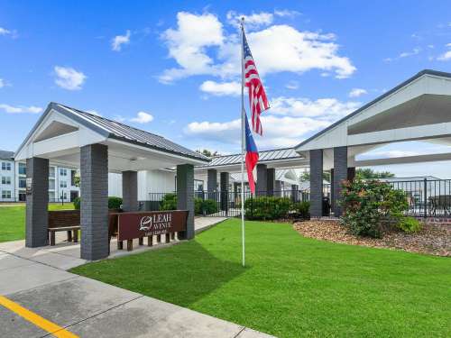 S Bed Leah Avenue Student Townhomes 28