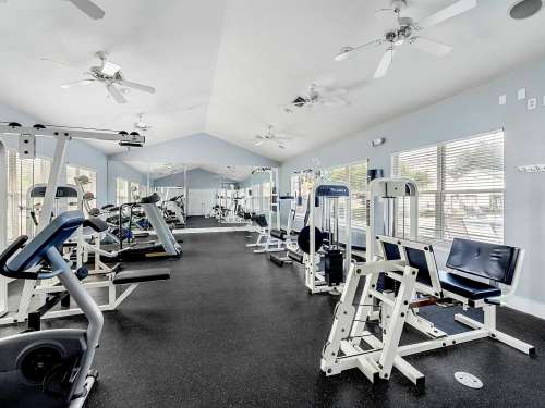 S Bed Leah Avenue Student Townhomes 24