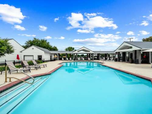 S Bed Leah Avenue Student Townhomes 32