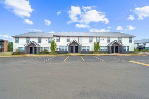S Bed Leah Avenue Student Townhomes 30