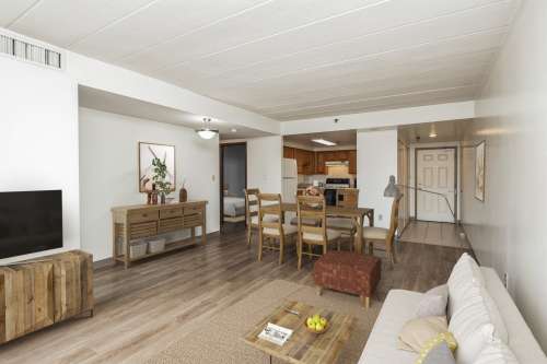 S Bed Highland Plaza Apartments 4