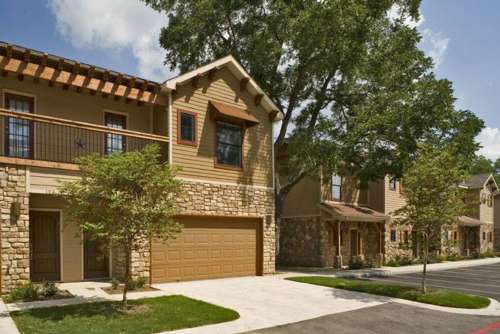 S Bed Modern 4BR/4.5BA Condo - Pool & Gym 8