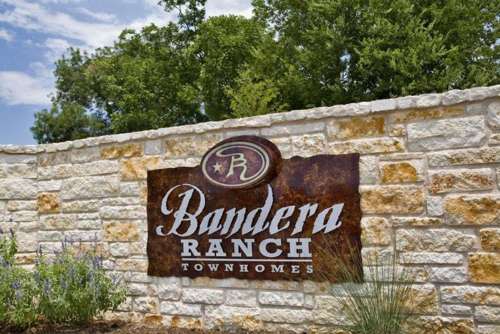 S Bed Modern 4BR/4.5BA Condo - Pool & Gym 6