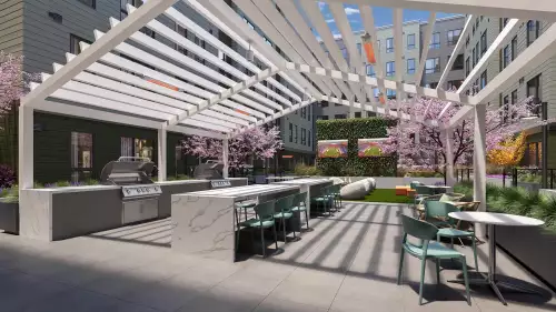 S Bed The Standard at Syracuse 12