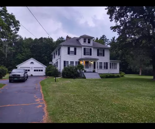 2025-08/NEW-HAMPSHIRE-Apartment-Building-16666244.webp