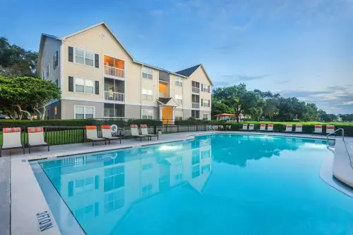 2025-08/UNF-Apartment-Building-16674197.webp