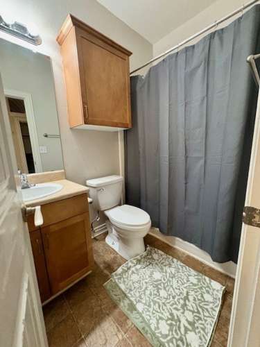 S Bed Modern 4BR/4.5BA Condo - Pool & Gym 20