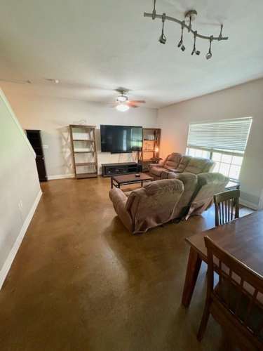 S Bed Modern 4BR/4.5BA Condo - Pool & Gym 15