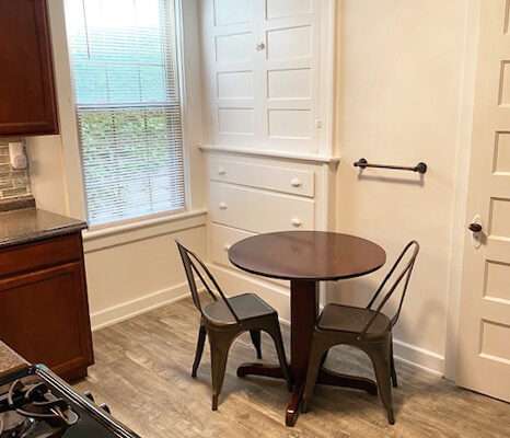 S Bed 1009 Madison Street 4