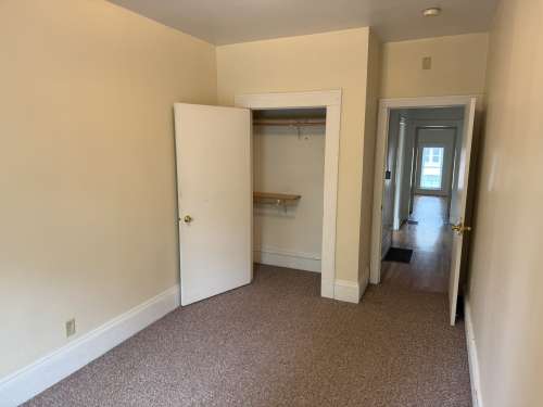 S Bed 230 Hudson St 24