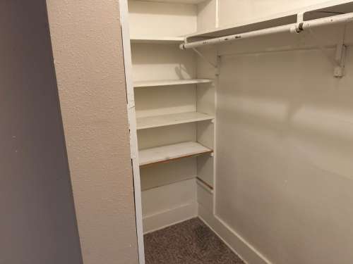 S Bed 608 Chippewa St 18