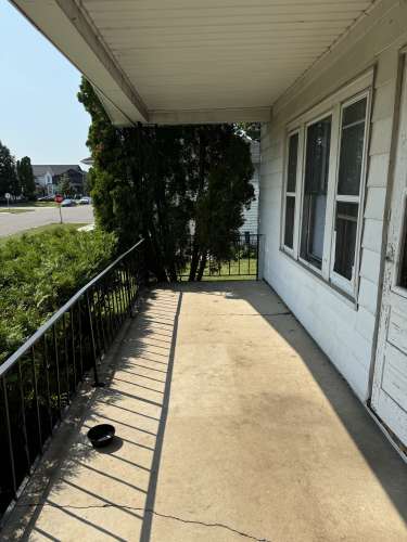 S Bed 336 Chippewa St 3