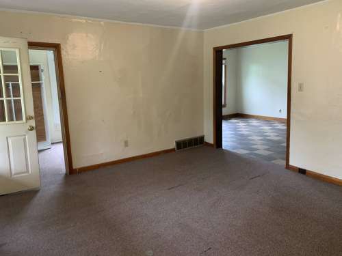 S Bed 716 Menomonie St 9