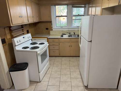 S Bed 608 Chippewa St 9