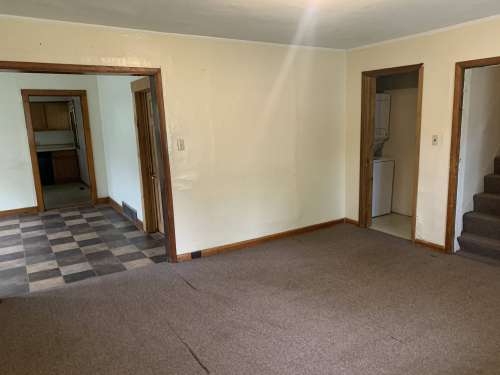 S Bed 716 Menomonie St 8