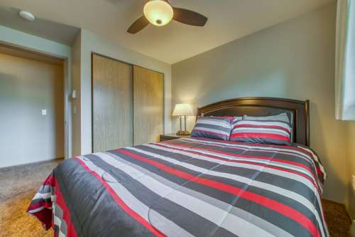 S Bed Maple Valley Apartments 6