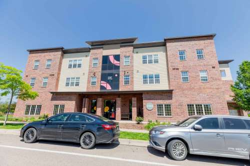 S Bed Yugo Fort Collins Grove 10