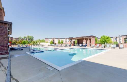 S Bed Yugo Fort Collins Grove 8