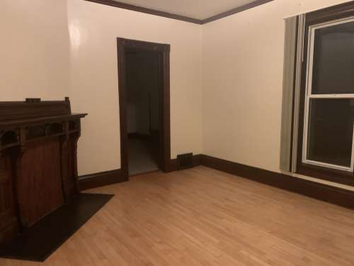 S Bed 230 Hudson St 12