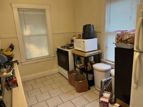 S Bed 410 2nd Ave 20