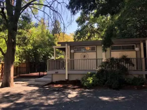 2025-09/CAL-STATE-CHICO-Apartment-Building-16719542.webp