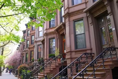 2025-09/COLUMBIA-Apartment-Building-16696895.webp