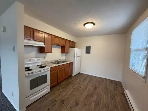 2025-09/UW-EAU-CLAIRE-Apartment-Building-16699324.webp